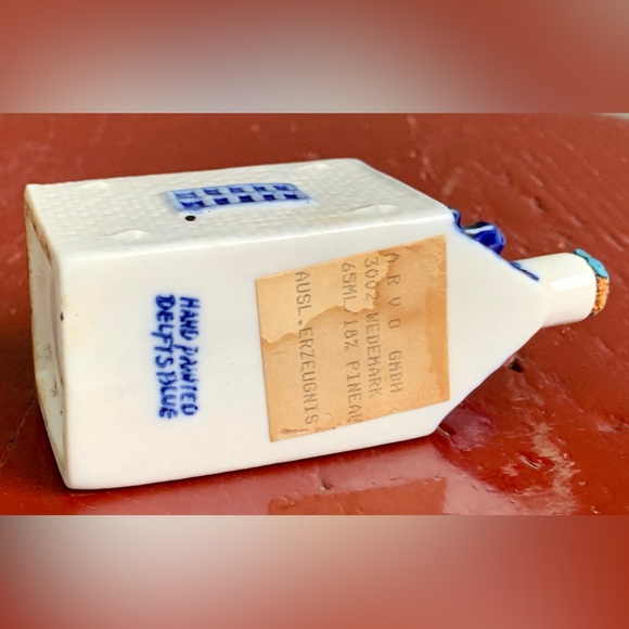 Vintage Hand Painted Ceramic  Delfts Blue Figural House Building Bottle - Picture 9 of 11